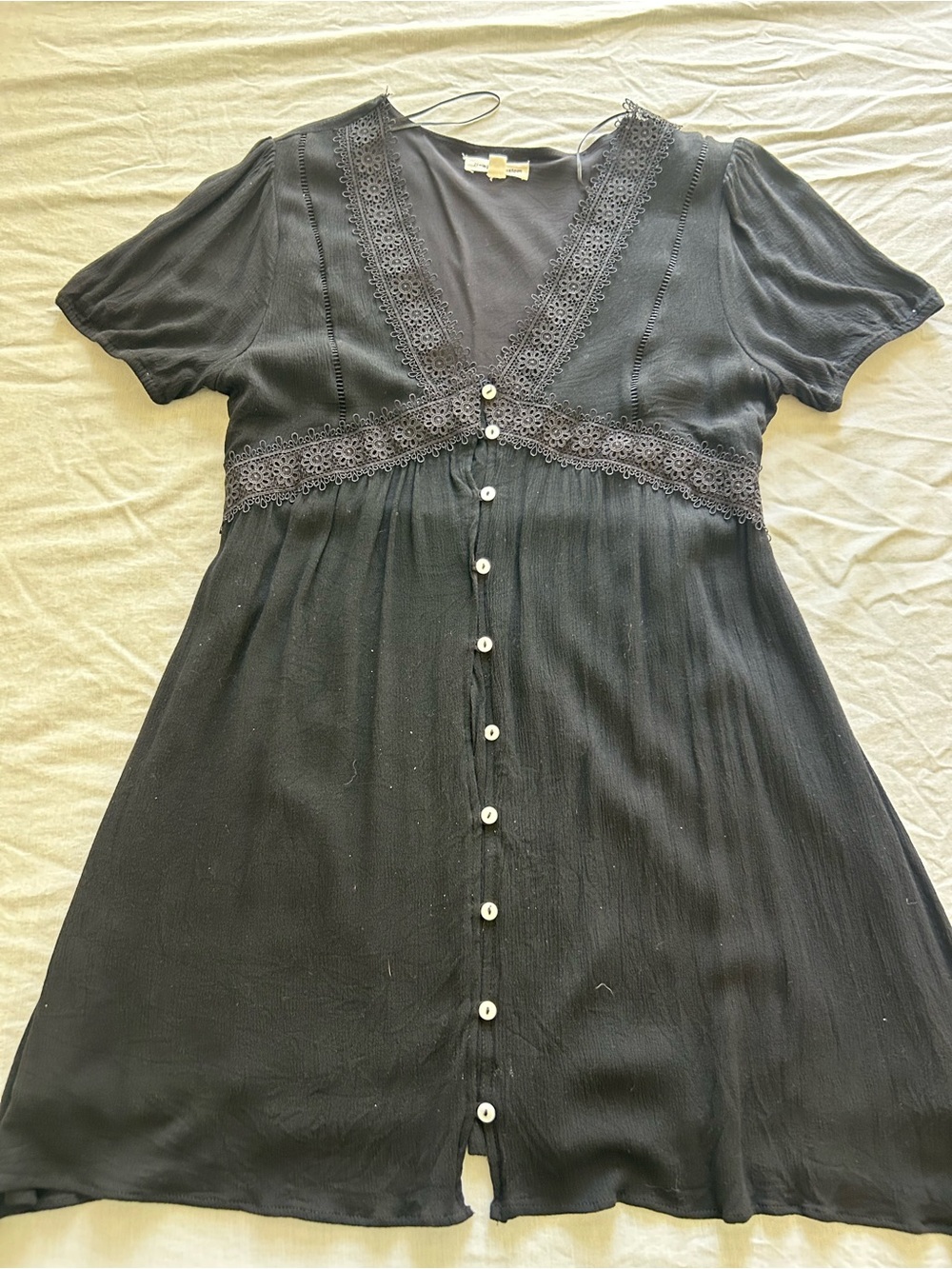 Newbury Kustom Black Button-Front Lace-Trim Dress Shirt